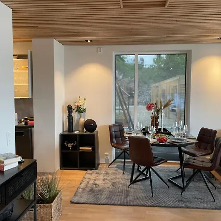 Keybutler Modern Apartment Lumberveien